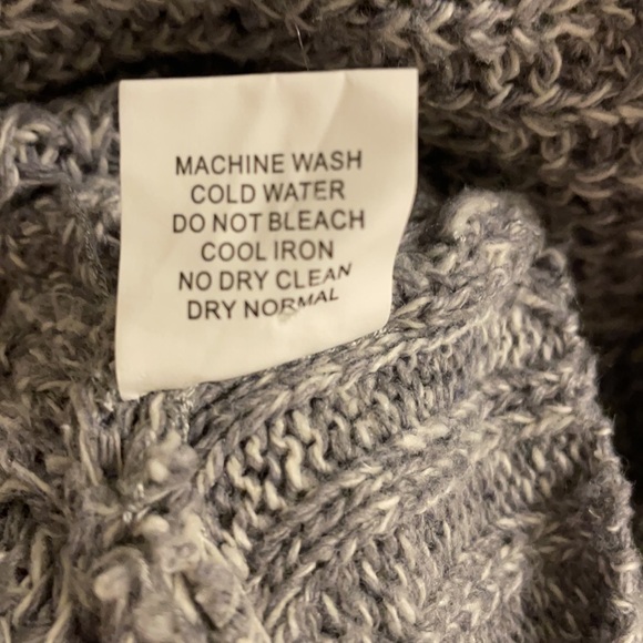 Jon & Anna Sweater Cape Cowl Neck Poncho Boho - Picture 9 of 9